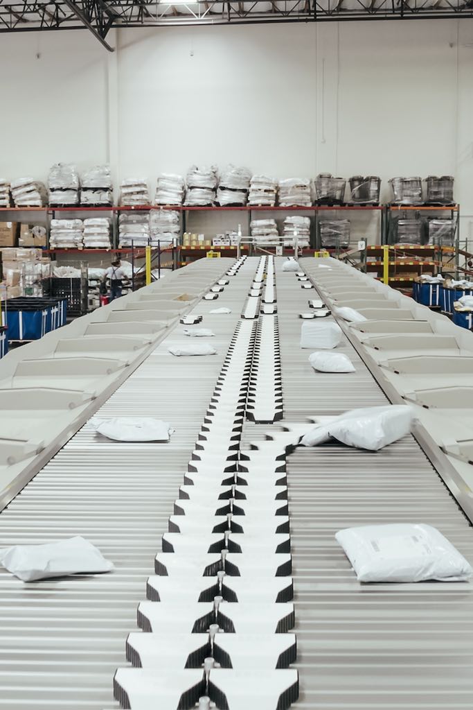Figure 2: NPI developed the Xstream shoe sorter system while operating an e-commerce facility because existing solutions had difficulty handling polypacks for pharmaceuticals that they processed. Courtesy: Foreword LLC, NPI, Beckhoff Automation