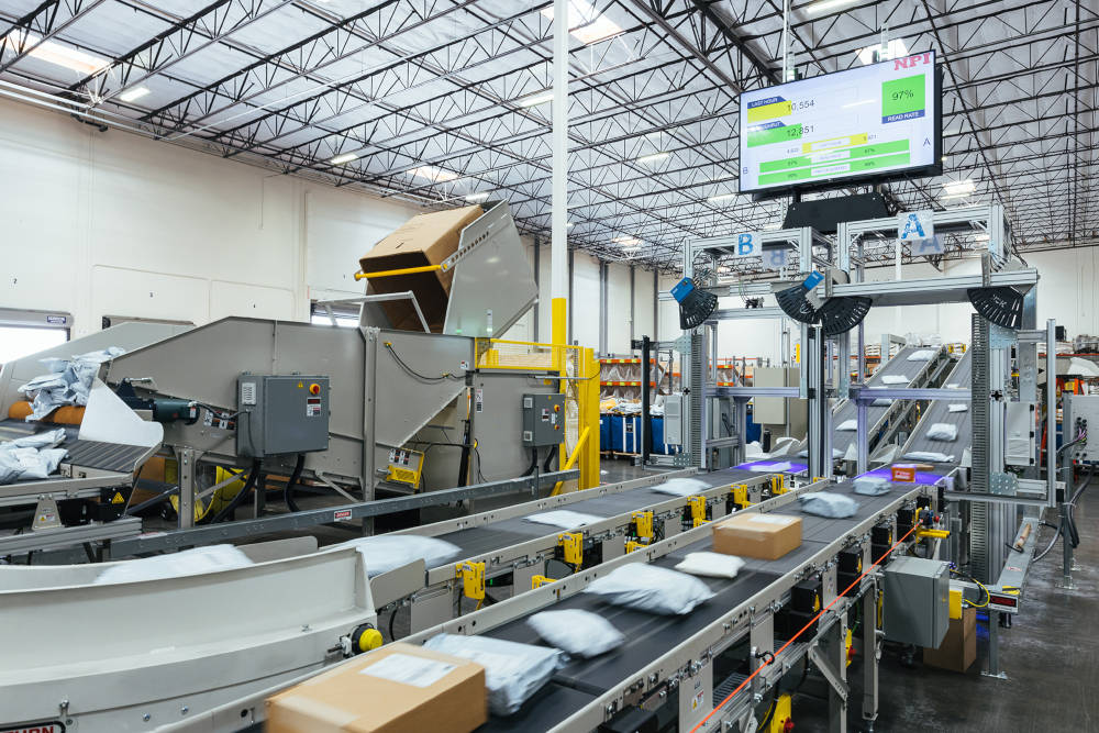 Figure 3: A combination of GigE cameras and scanners to measure size ensure parcels end up in the correct bin. Courtesy: Foreword LLC, NPI, Beckhoff Automation